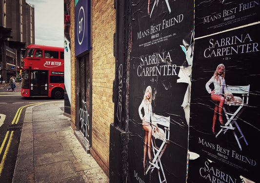Sabrina Carpenter - Man's Best Friend Posters @ London - Print 02