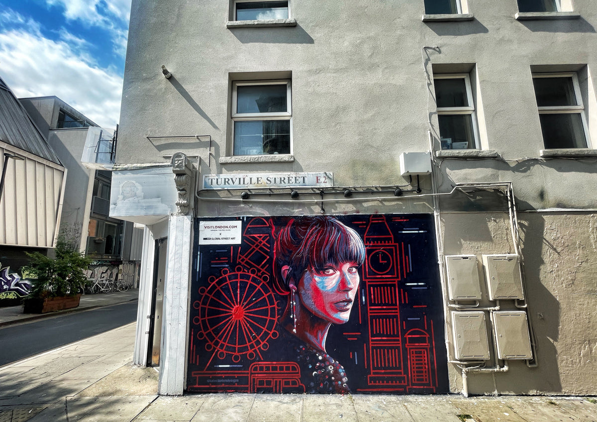 Taylor Swift - Street Art @ Shoreditch - Print 01
